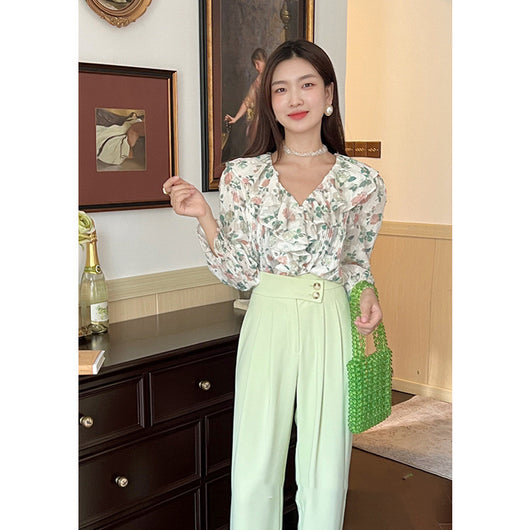 Blusa Chifón Floral con Encaje, Cuello en V y Mangas Largas - Image 2