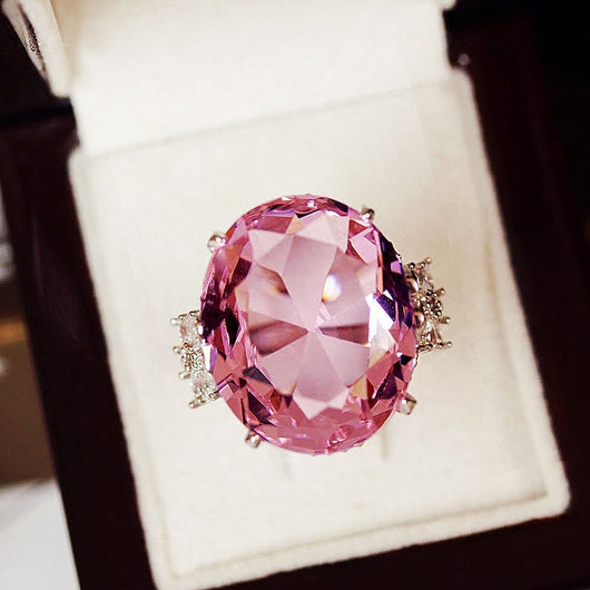 Anillo de Diamante Gigante con Huevo de Paloma Extragrande - Image 3
