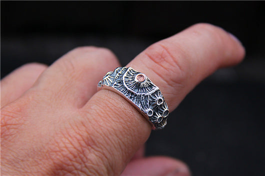 Anillo de Plata Esterlina con Diseño Cráter para Hombre - Image 9