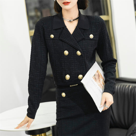 Conjunto de Falda y Blazer Ejecutivo con Hebilla Dorada Letra B - Image 8