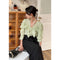 Blusa Crop Top con Volantes y Cuello en V