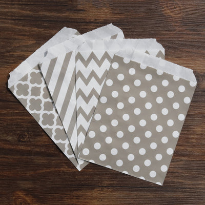 Bolsa de Papel Kraft con Diseño de Trébol de Cuatro Hojas y Onda de Puntos - Image 10