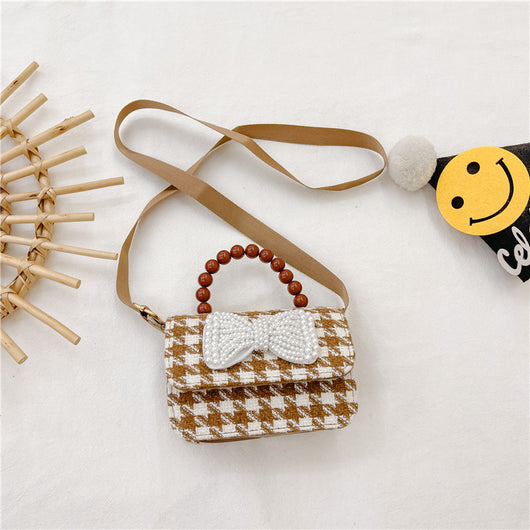 Bolso Crossbody Cuadros Marrones con Detalle Pearl - Image 7