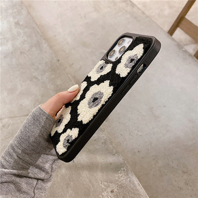 Funda Floral Suave para Celular - Diseño Creativo y Adorable - Image 8