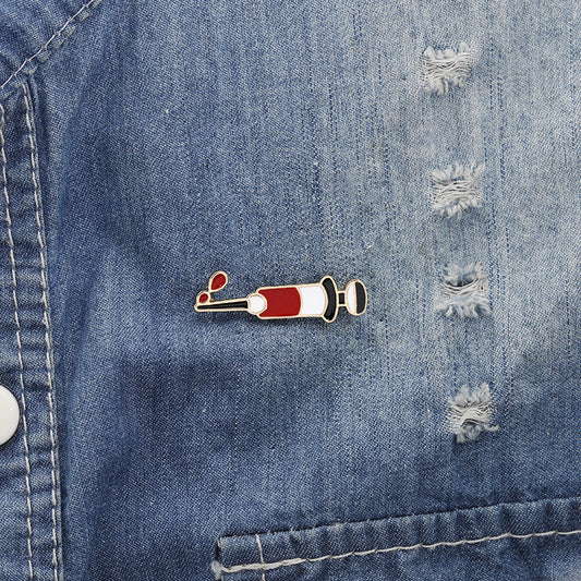Broche Jeringa Médica Europeo Americano