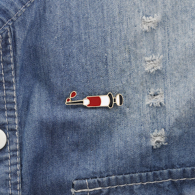 Broche Jeringa Médica Europeo Americano