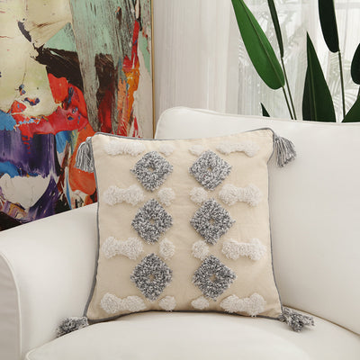 Almohada de Algodón con Bordado Artesanal - Image 4