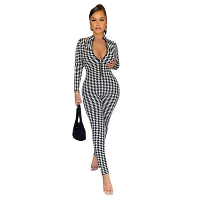 Jumpsuit Estampado Pata de Gallo con Levantacaderas y Cuello Alto - Image 5