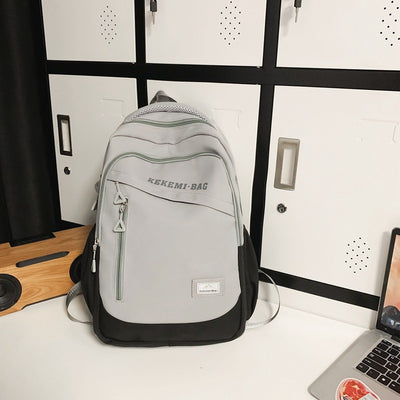 Mochila Escolar de Gran Capacidad con Diseño Casual y Coordinado - Image 7