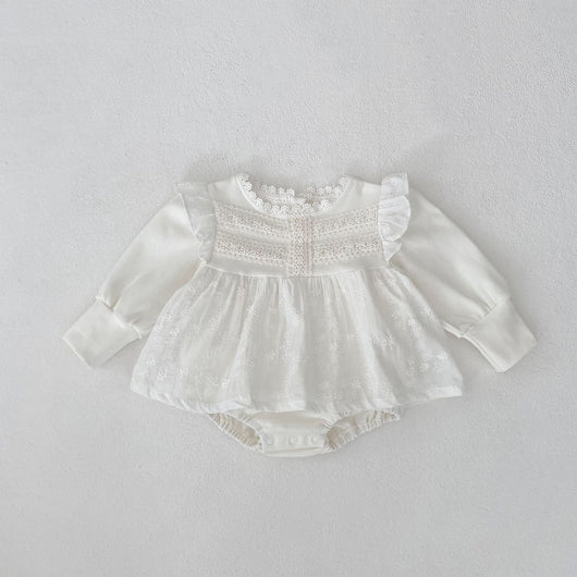Vestido Princesa Niña con Detalles Bordados y Falda Superpuesta - Image 6