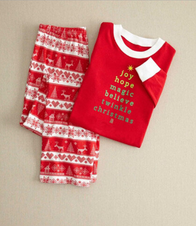 Pijamas Navideños a Juego para Padres e Hijos con Diseño Impreso - Image 4