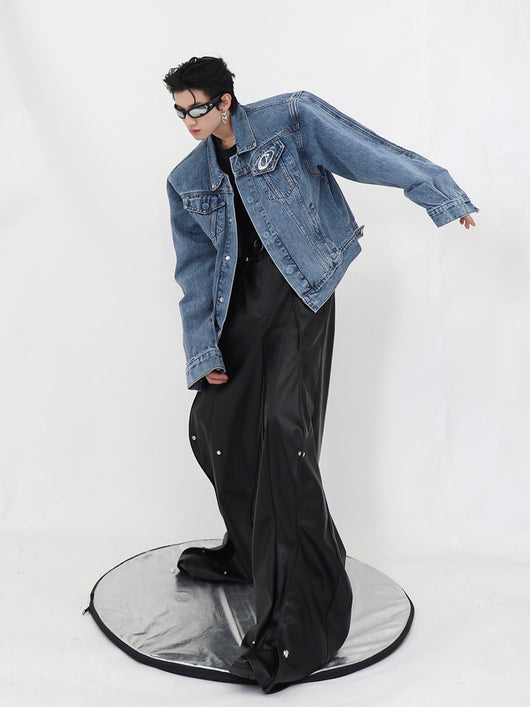 Chaqueta Denim Cropped con Paneles Metálicos y Hombreras - Image 5