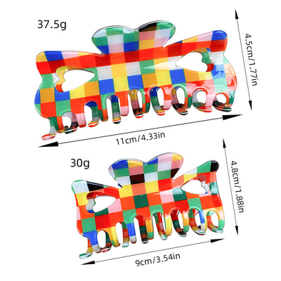 Pasador Elegante de Cuadros Geométricos en Tonos Neutros - Image 4