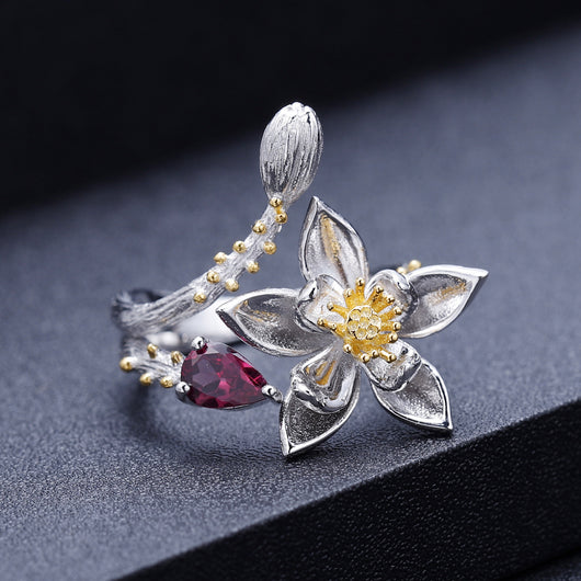 Anillo con Flor Silvestre Incrustada en Gema Natural - Image 6