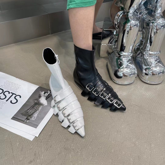 Botas Tobilleras Puntiagudas con Hebilla y Cierre - Image 13
