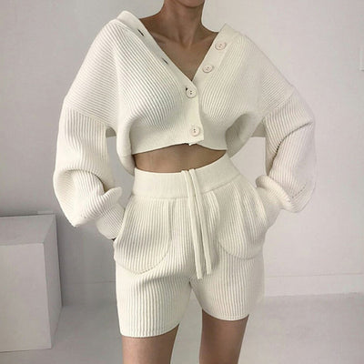Conjunto Casual Cardigan Escote V con Short Cintura Alta - Image 5