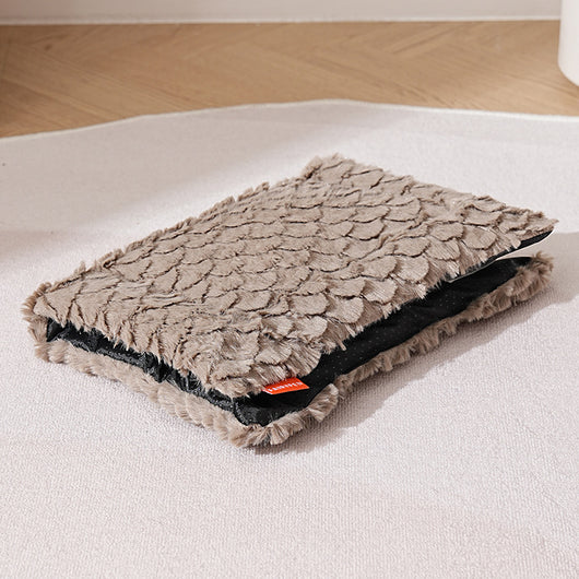 Cama Térmica para Mascotas con Patrón de Escamas - Cojín Cálido para Perros y Gatos - Image 9