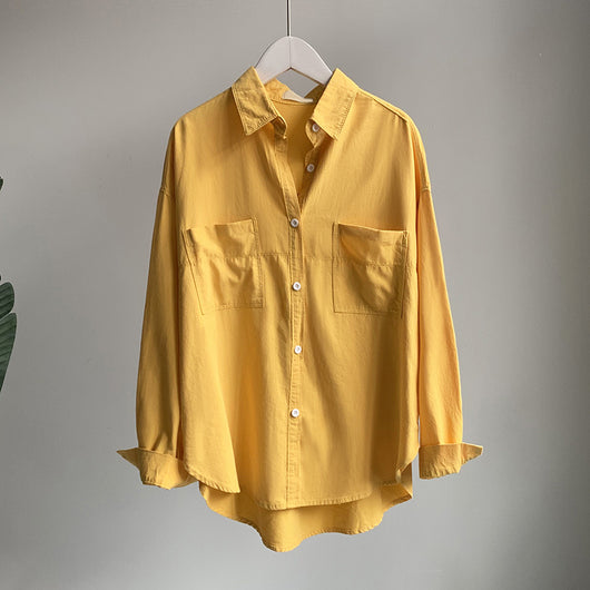 Camisa Suelta de Dos Bolsillos en Color Sólido - Image 11