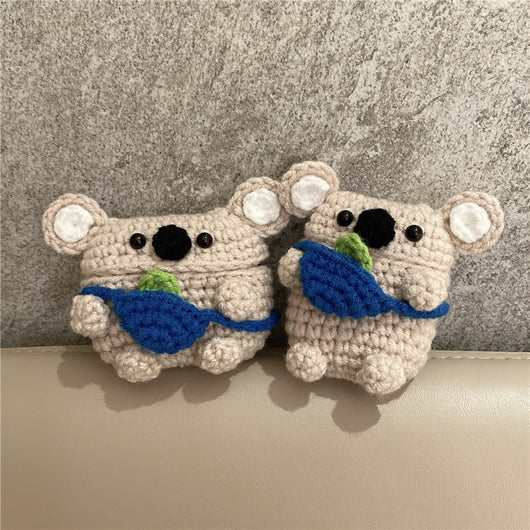 Mochila Tejida Artesanal con Diseño Koala y Funda para Auriculares - Image 12