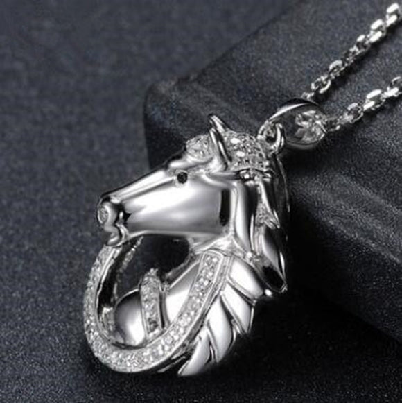 Dije Caballo al Éxito - Collar Zodiacal Patrón Celestial para Hombre