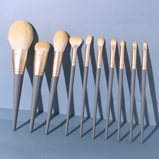 Set Completo de 10 Brochas de Maquillaje Profesional - Image 19