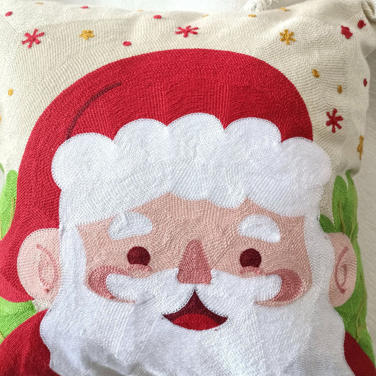 Funda de Almohada con Bordado Navideño Estilo Caricatura - Image 4