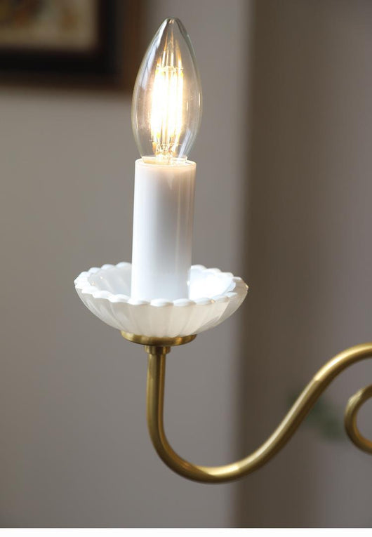Lámpara Colgante Vintage Francesa Cristal Lechoso con Detalles en Cobre - Image 18