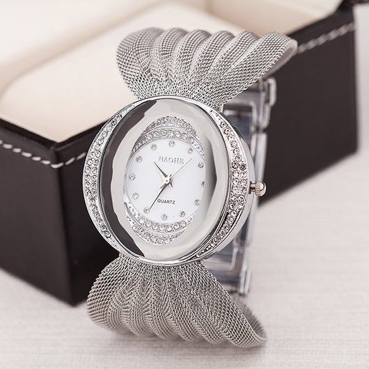 Reloj de Moda para Mujer con Malla Dorada y Plateada - Image 7