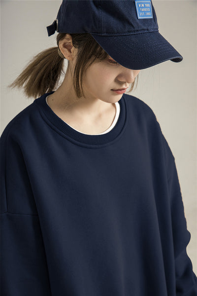 Suéter Cuello Redondo Estilo Hong Kong Oversized para Parejas - Image 6