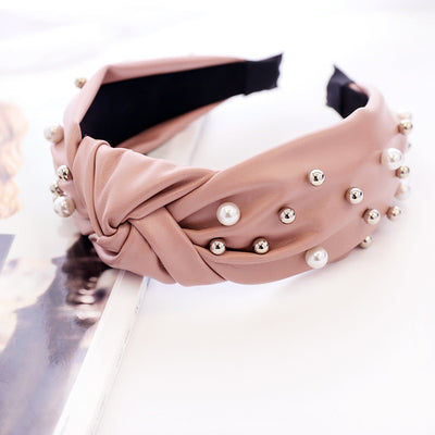 Diadema de Cuero con Perlas y Cuentas Decorativas - Image 10