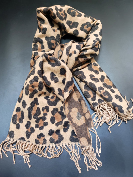Bufanda Estampado Leopardo Doble Cara con Borlas Gruesas - Cashmira Premium - Image 8