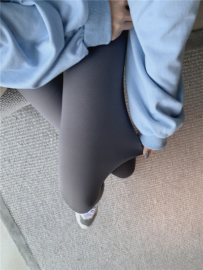 Pantalones Cintura Alta Gris con Compresión Abdominal y Levantador de Glúteos - Image 12