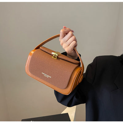 Bolso Mensajero Minimalista de Cuero para Mujer - Image 28