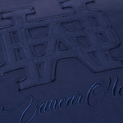 Playera Casual con Parche de Letras Bordadas para Hombre - Image 4