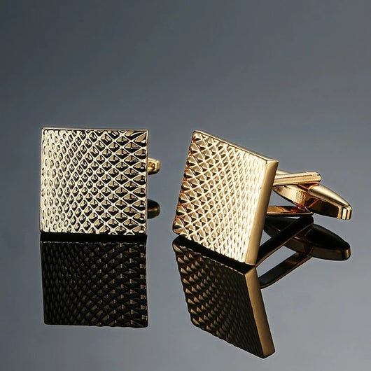 Gemelos de Cobre con Patrón Tallado Cuadrado