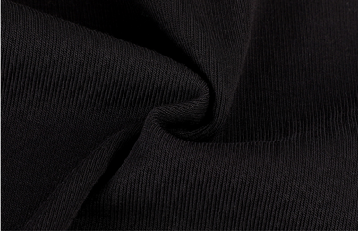 Vestido Negro Elegante con Volante y Hombro Descubierto - Image 9