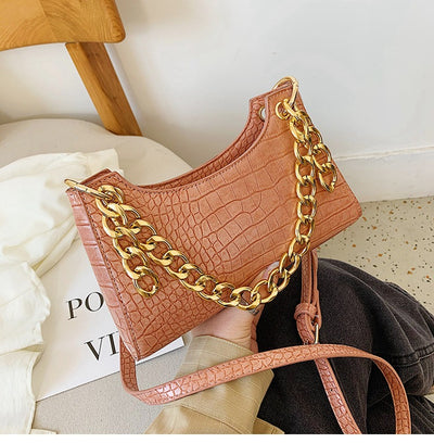 Bolso de Mano con Cadena Gruesa Axilar - Image 26