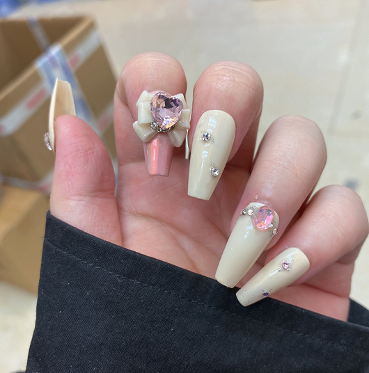 Uñas Postizas de Lujo con Adhesivo - Aplicación Instantánea - Image 10