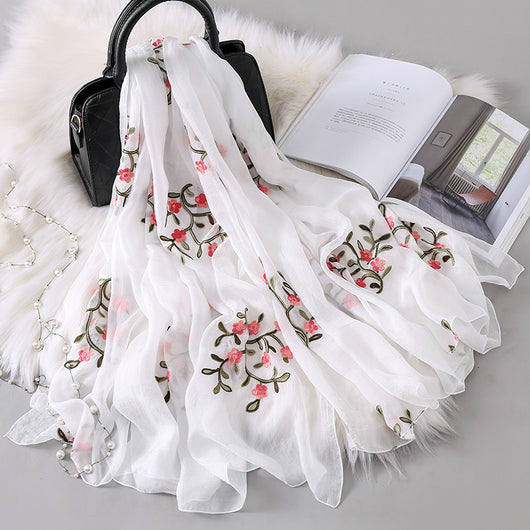 Bufanda Larga Bordada para Otoño e Invierno - Image 12
