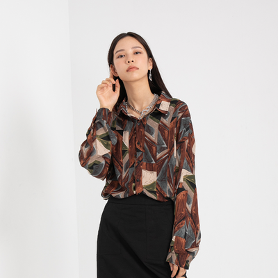 Camisa de Manga Larga Floral Fondo Marrón - Image 11