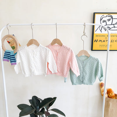 Cardigan Tejido para Niña con Detalles Calados y Manga Larga - Image 2
