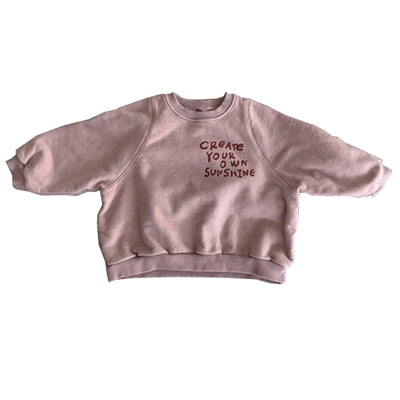 Playera Holgada Unisex con Estampado de Letras y Manga Larga - Image 9