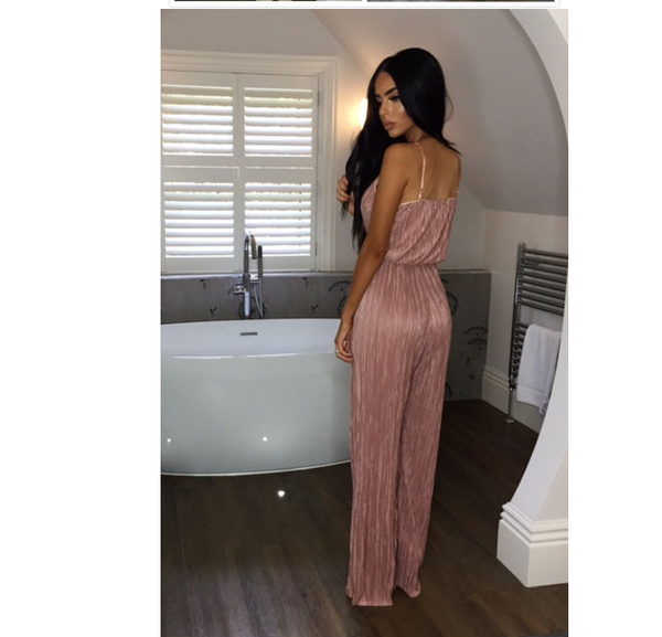Jumpsuit Cuello V con Tirantes y Pantalón Ancho Suelto