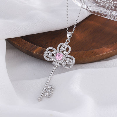 Collar Iris con Llave de Plata 925 y Diamantes - Diseño Minimalista Luxury - Image 2