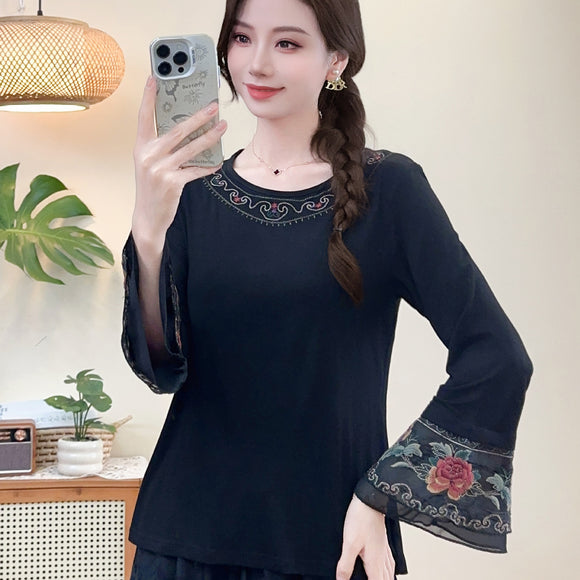 Blusa Crop Bordada Estilo Chino con Mangas Acampanadas