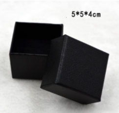 Anillo de Tungsteno y Oro con Incrustaciones de Madera y Circonio - Image 8