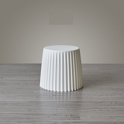 Taburete Multiusos con Almacenamiento - Mesa Auxiliar de Plástico Resistente - Image 4