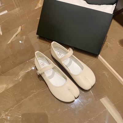 Zapato Mary Jane Plano con Hebilla Recta y Suela Herradura - Image 13