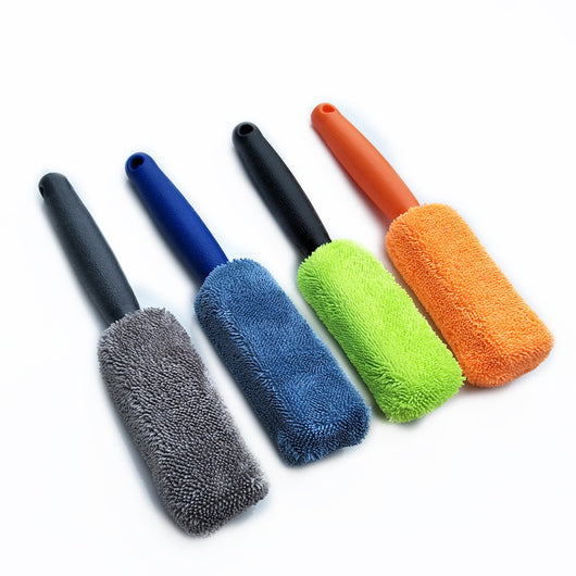 Cepillo para llantas con mango largo de microfibra - Image 23