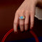 Anillo de Diamante Fancy Amarillo y Azul de 4 Quilates con Incrustaciones